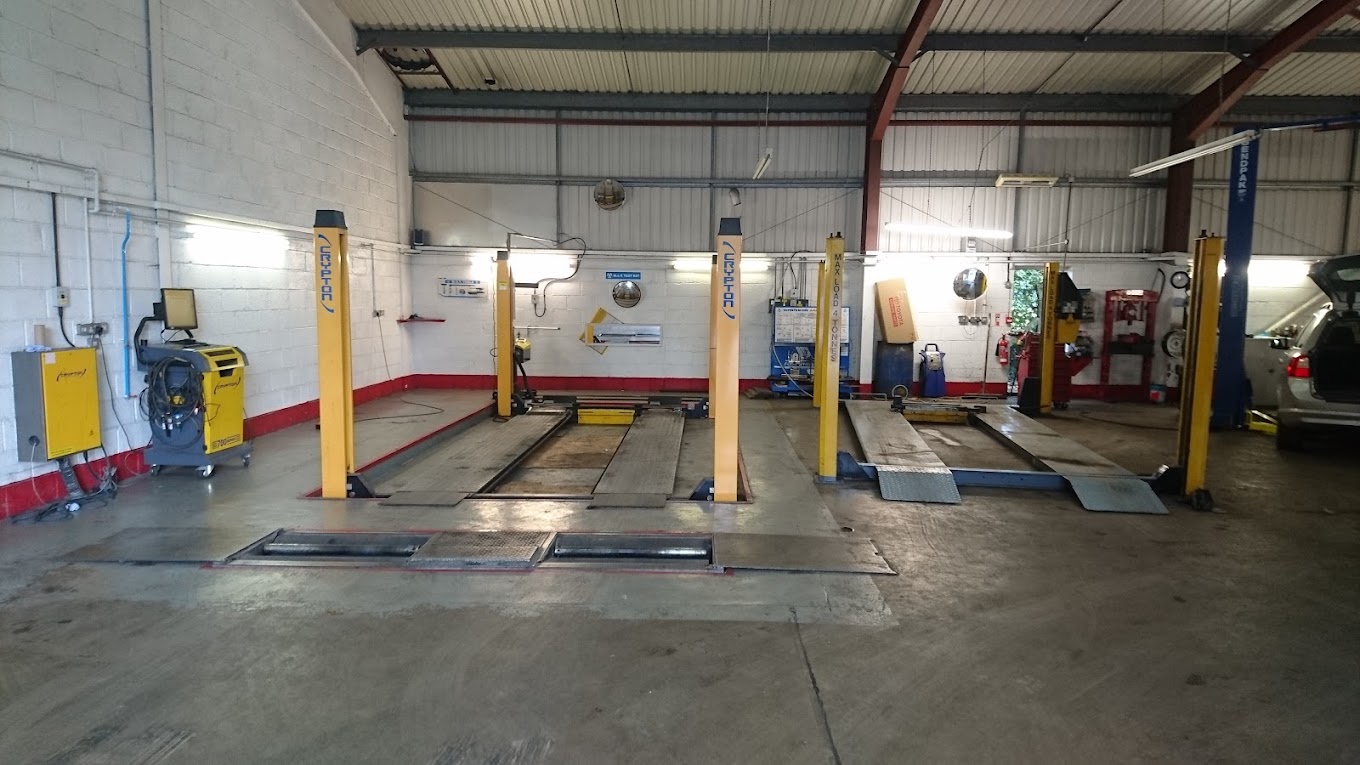 Workshop bay